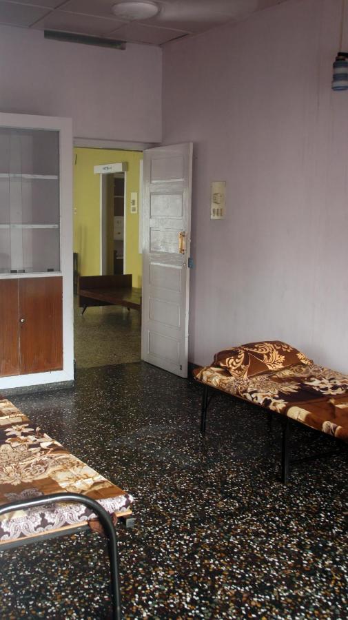 Bed And Bath For 1-8 People Hotel Thiruvananthapuram ภายนอก รูปภาพ